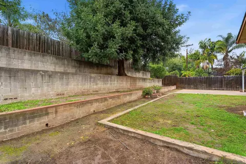 Exterior - 5914 Dugan Ave, La Mesa, CA 91942 photo 7 of 9