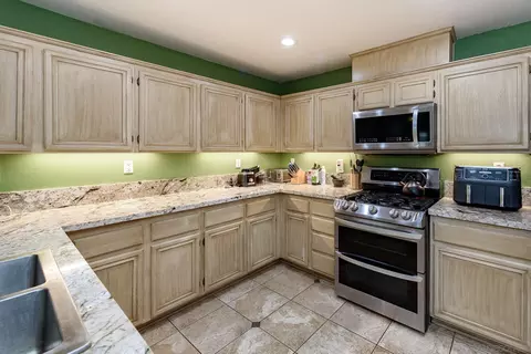 Kitchen - 1039 Eliot St, Oceanside, CA 92057 photo 3 of 3