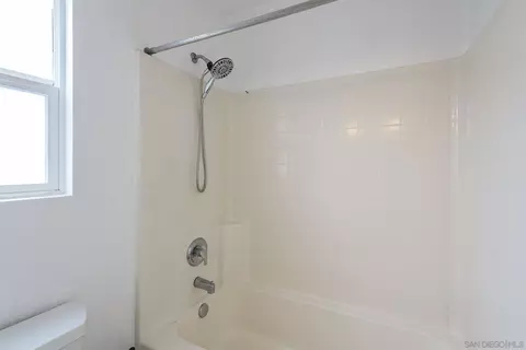 Bath - 1039 Eliot St, Oceanside, CA 92057 photo 6 of 6