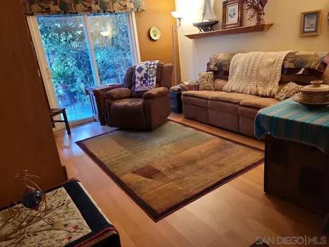 9881 S Aldergrove Ln, Spring Valley, CA 91977 photo 5
