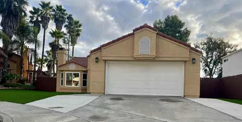 1487 Corte Rapallo, Escondido, CA 92026 photo 3