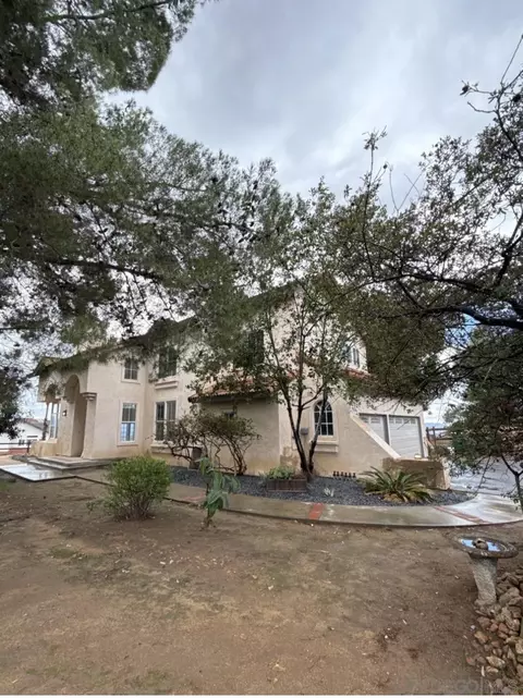315 Alpine Trail Rd, Alpine, CA 91901