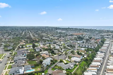 View/Area - 823 La Salina Pl, Oceanside, CA 92054 photo 3 of 3