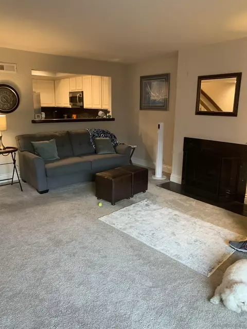 Living - 46 Montego Ct, Coronado, CA 92118 photo 1 of 1