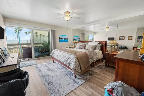 Bedroom - 46 Montego Ct, Coronado, CA 92118 photo 1 of 3