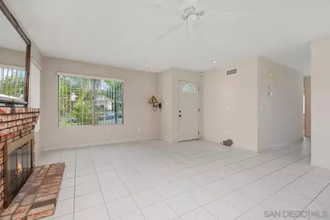 Living - 4445 Sunburst Dr, Oceanside, CA 92056 photo 2 of 6