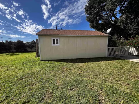 Exterior - 1625 Stewart St, Oceanside, CA 92054 photo 7 of 10