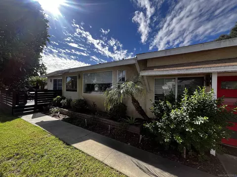 Exterior - 1625 Stewart St, Oceanside, CA 92054 photo 4 of 10