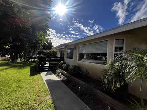 Exterior - 1625 Stewart St, Oceanside, CA 92054 photo 5 of 10