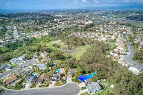 View/Area - 2726 Naples Ct, Carlsbad, CA 92010 photo 6 of 10