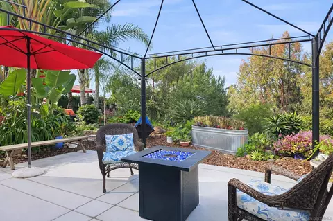 Exterior - 2726 Naples Ct, Carlsbad, CA 92010 photo 6 of 16