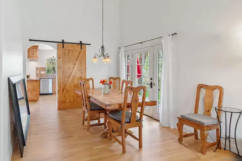 Dining - 2726 Naples Ct, Carlsbad, CA 92010 photo 2 of 3