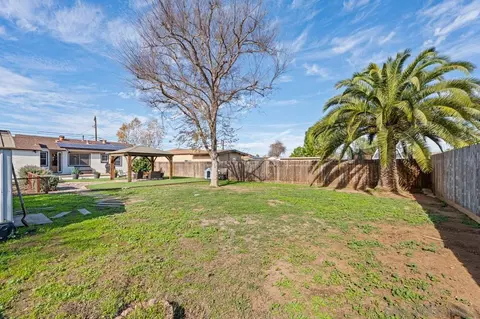 Exterior - 637 Jefferson Ave, El Cajon, CA 92020 photo 11 of 11