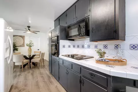 Kitchen - 926 Aster Ave, El Cajon, CA 92020 photo 3 of 3