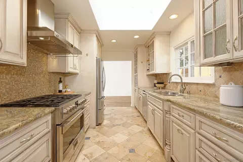 619 Bonair Way, La Jolla, CA 92037 photo 11
