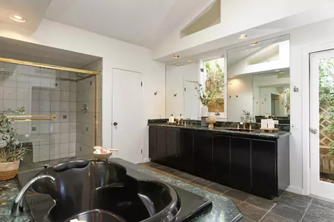 619 Bonair Way, La Jolla, CA 92037 photo 21