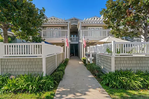 848 E Ave, Coronado, CA 92118