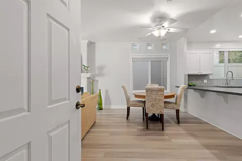 Entry Way - 848 E Ave, Coronado, CA 92118 photo 1 of 1