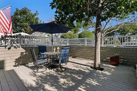 Exterior - 848 E Ave, Coronado, CA 92118 photo 4 of 6