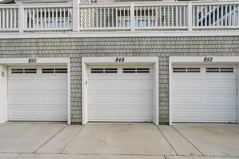 Exterior - 848 E Ave, Coronado, CA 92118 photo 6 of 6