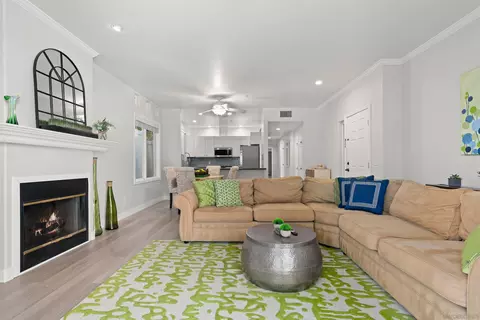 Living - 848 E Ave, Coronado, CA 92118 photo 4 of 4