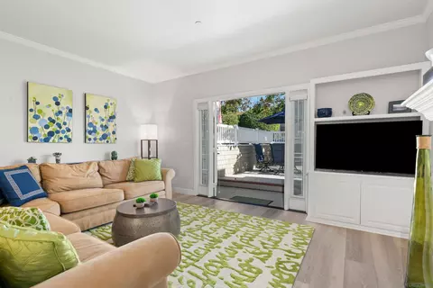 Living - 848 E Ave, Coronado, CA 92118 photo 2 of 4