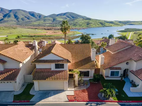 10137 Greenleaf Rd, Spring Valley, CA 91977