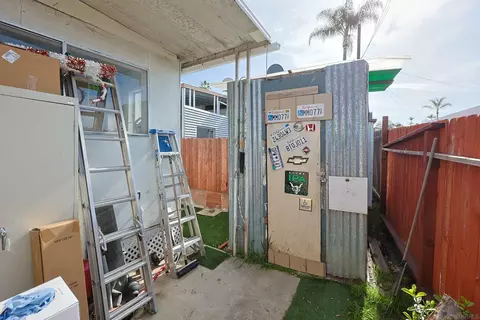 Exterior - 200 Olive Ave #101, Vista, CA 92083 photo 4 of 4