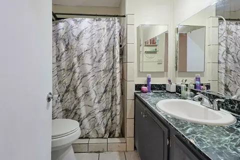 Bath - 200 Olive Ave #101, Vista, CA 92083 photo 5 of 5