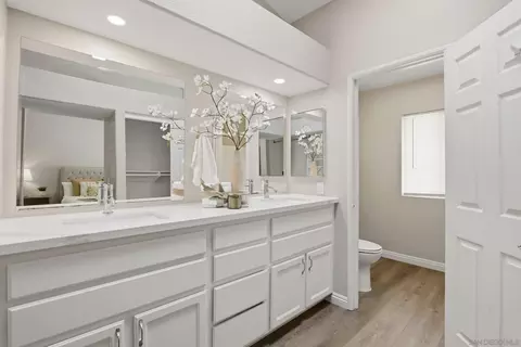 Bath - 13856 Jack Oak Ln, Lakeside, CA 92040 photo 1 of 4