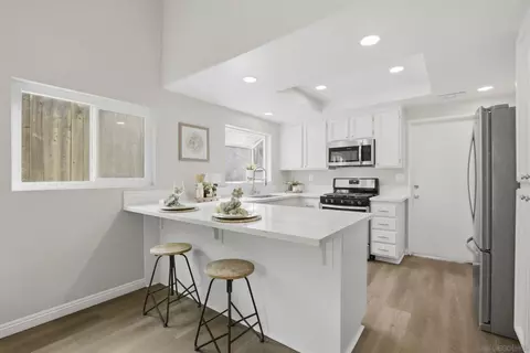 Kitchen - 13856 Jack Oak Ln, Lakeside, CA 92040 photo 5 of 6