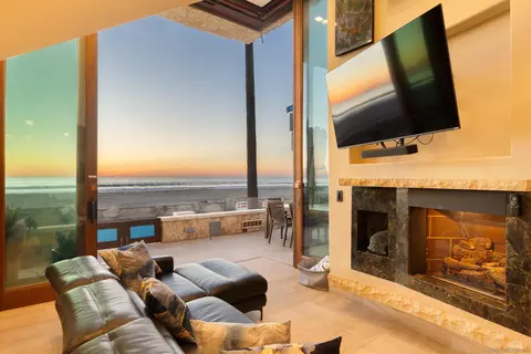3921 Ocean Front Walk, San Diego, CA 92109