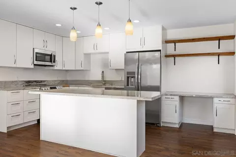 Kitchen - 401 Requeza St F1, Encinitas, CA 92024 photo 1 of 7