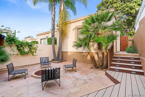 Exterior - 7455 Draper Ave #2, La Jolla, CA 92037 photo 3 of 4