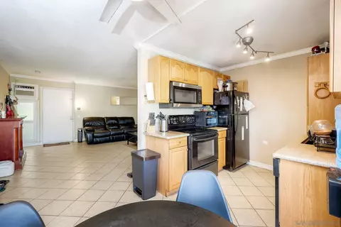 Kitchen - 12923 Mapleview St #6, Lakeside, CA 92040 photo 2 of 8