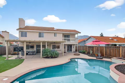 Exterior - 30932 Greensboro Dr, Temecula, CA 92592 photo 2 of 3
