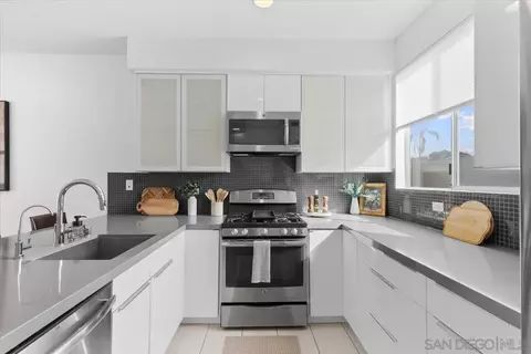 4177 Voltaire, San Diego, CA 92107