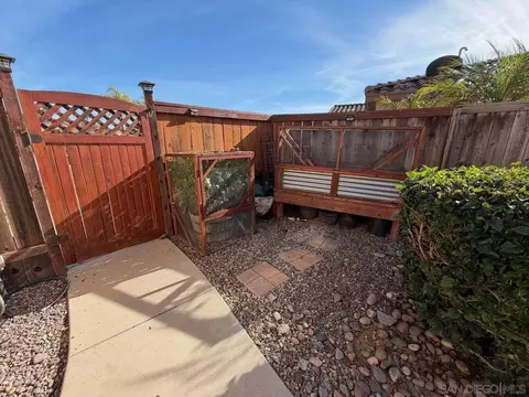 Exterior - 2327 Clearcrest Ln, Fallbrook, CA 92028 photo 17 of 19