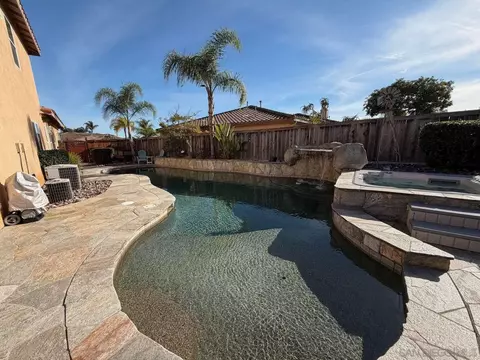 Exterior - 2327 Clearcrest Ln, Fallbrook, CA 92028 photo 11 of 19