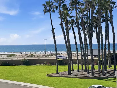 View/Area - 22 Montego Ct, Coronado, CA 92118 photo 3 of 10
