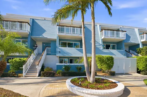 Exterior - 22 Montego Ct, Coronado, CA 92118 photo 2 of 6