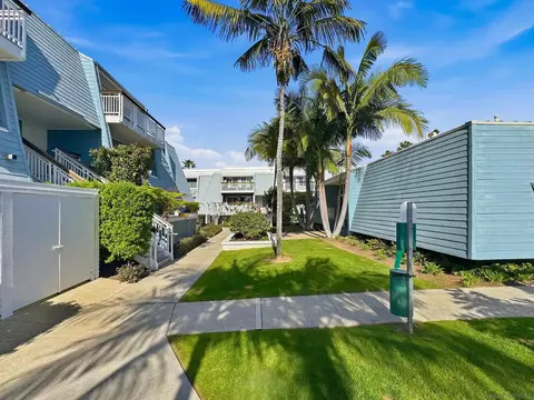Exterior - 22 Montego Ct, Coronado, CA 92118 photo 3 of 6