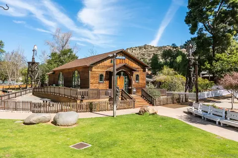 la manda dr, Poway, CA 92064 photo 22