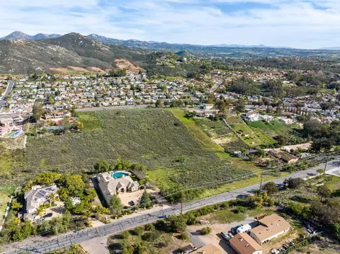 la manda dr, Poway, CA 92064 photo 2