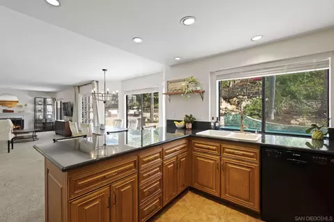 Kitchen - 14725 Fieldview Way, Poway, CA 92064 photo 3 of 3