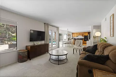 Living - 14725 Fieldview Way, Poway, CA 92064 photo 6 of 6