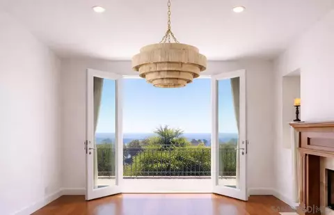1690 Gascony Rd, Encinitas, CA 92024