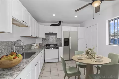 179 E 16th St, San Bernardino, CA 92404 photo 48