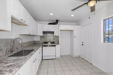 179 E 16th St, San Bernardino, CA 92404 photo 49