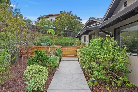 4286 Merritt Blvd, La Mesa, CA 91941